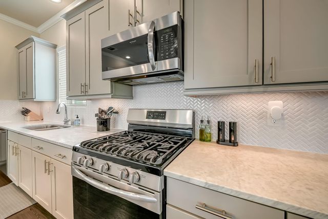 5916 Petty Street A, Houston, TX 77007