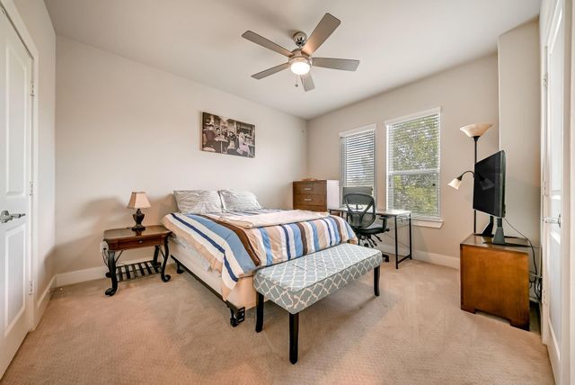 5916 Petty Street A, Houston, TX 77007