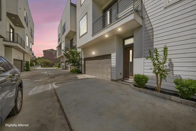 5916 Petty Street A, Houston, TX 77007