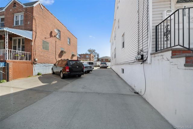 2710 Lurting Avenue, Bronx, NY 10469