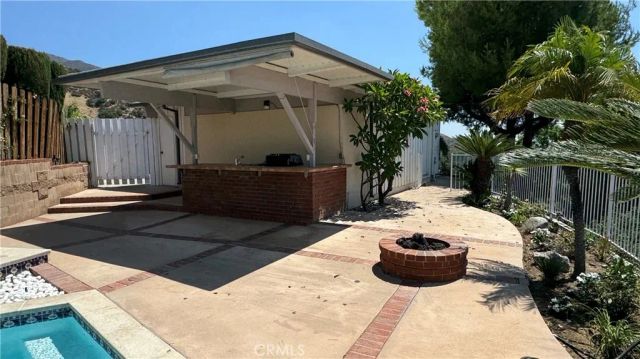 1345 Paseo Redondo, Burbank, CA 91501