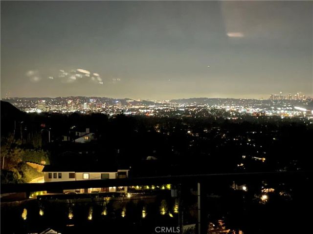 1345 Paseo Redondo, Burbank, CA 91501