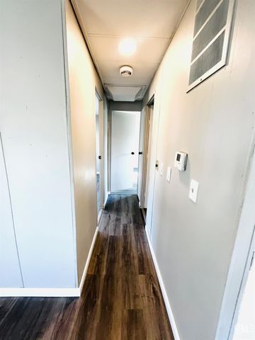 144 Torrey Pines Lane, Bakersfield, CA 93308