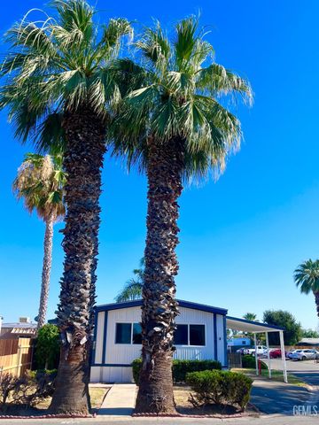 144 Torrey Pines Lane, Bakersfield, CA 93308