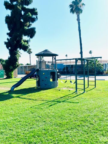 144 Torrey Pines Lane, Bakersfield, CA 93308