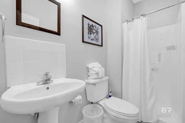 1240 W Beach Boulevard, Gulf Shores, AL 36542