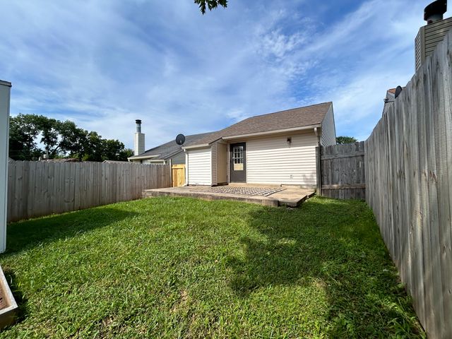 3332 Fox Trace Road, Lexington, KY 40515
