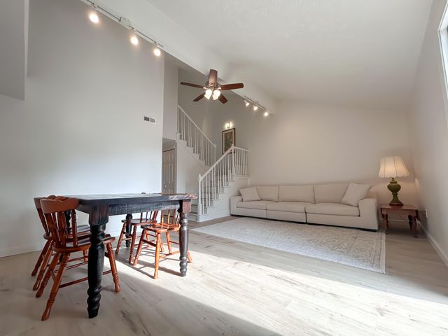 3332 Fox Trace Road, Lexington, KY 40515