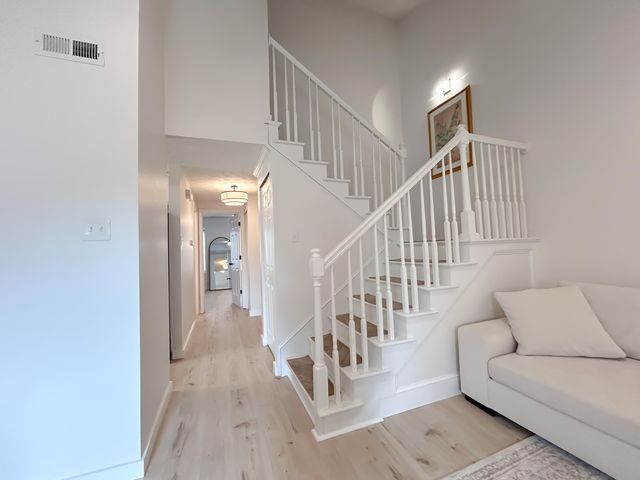 3332 Fox Trace Road, Lexington, KY 40515