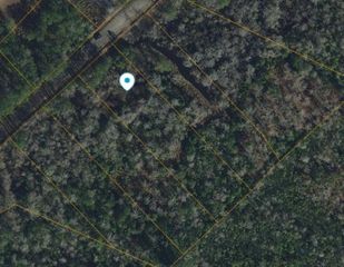 1227 Rainbow Dr., Loris, SC 29569