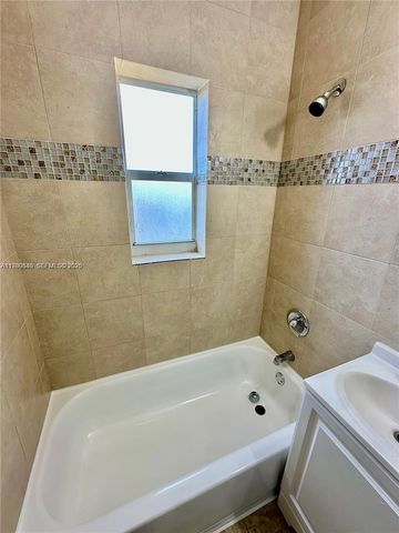 434 NW 85th St Rd 434, Miami, FL 33150