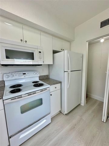 434 NW 85th St Rd 434, Miami, FL 33150