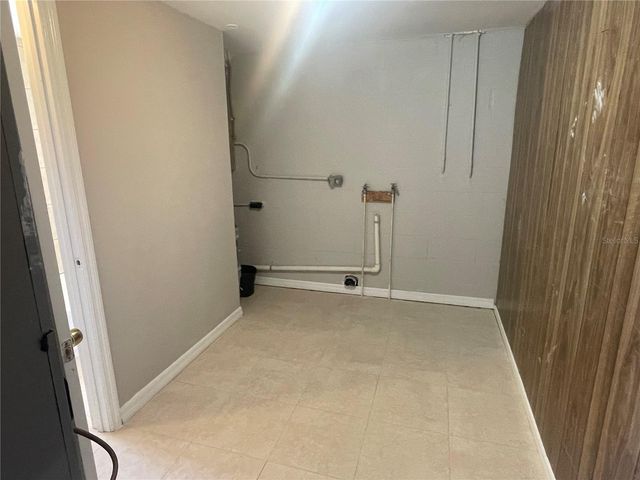 6746 OLD MAIN STREET, New Port Richey, FL 34653