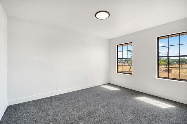 16936 Karen Road, Madera, CA 93636