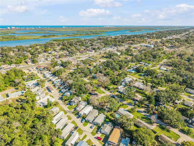 131 WILDWOOD AVENUE, Edgewater, FL 32132