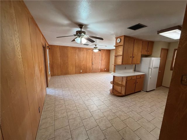 4210 Dolphin Pl, Corpus Christi, TX 78411