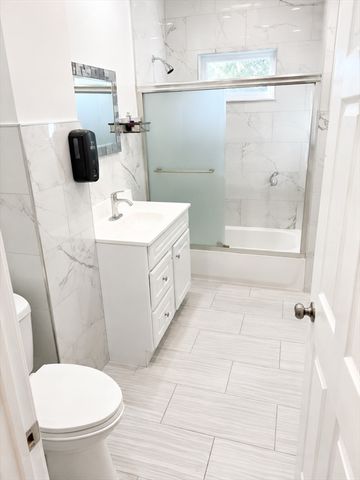 832 Montello 3, Brockton, MA 02301