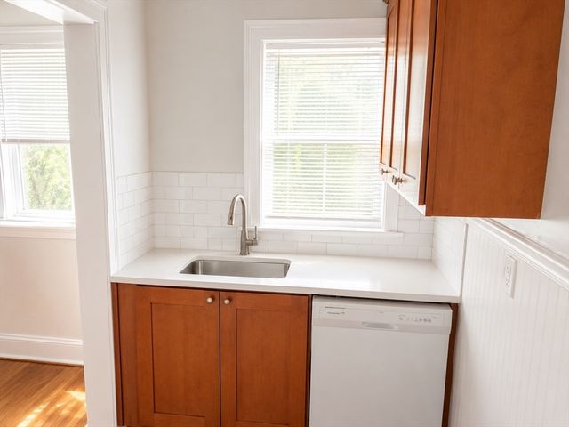 832 Montello 3, Brockton, MA 02301