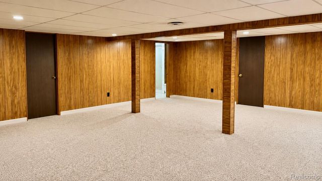 2253 BERNICE Avenue, Warren, MI 48091