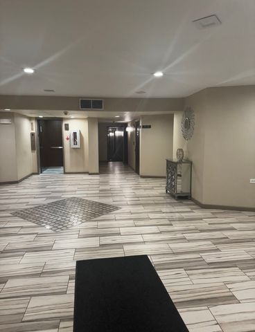 1525 Sander Court 113, Wheeling, IL 60090