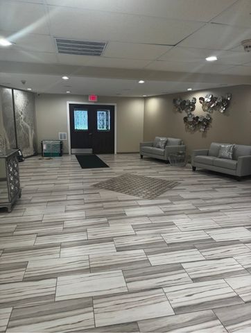 1525 Sander Court 113, Wheeling, IL 60090