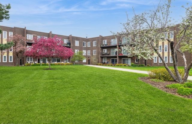 1525 Sander Court 113, Wheeling, IL 60090