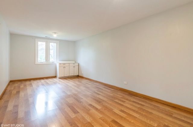 1525 Sander Court 113, Wheeling, IL 60090