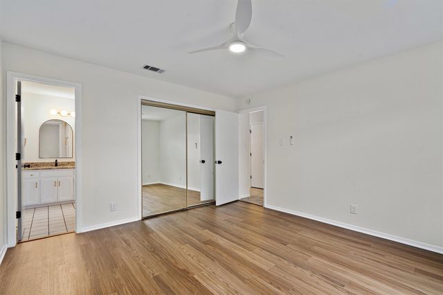 2907 Pearl ST 102, Austin, TX 78705
