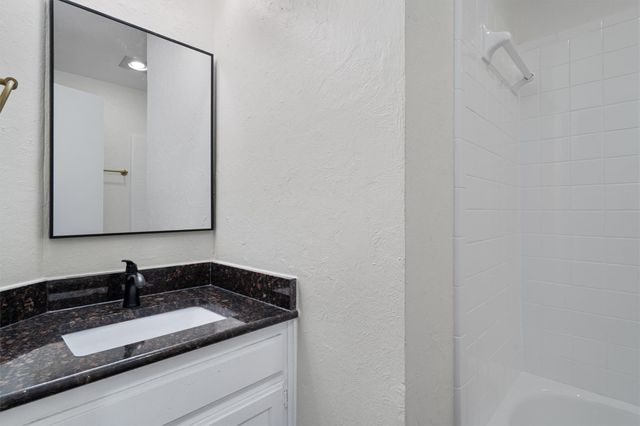 2907 Pearl ST 102, Austin, TX 78705
