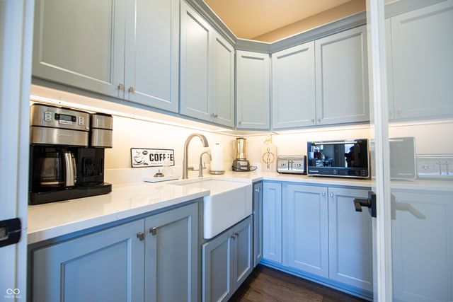 4264 Chapel Hill Court, Bargersville, IN 46106