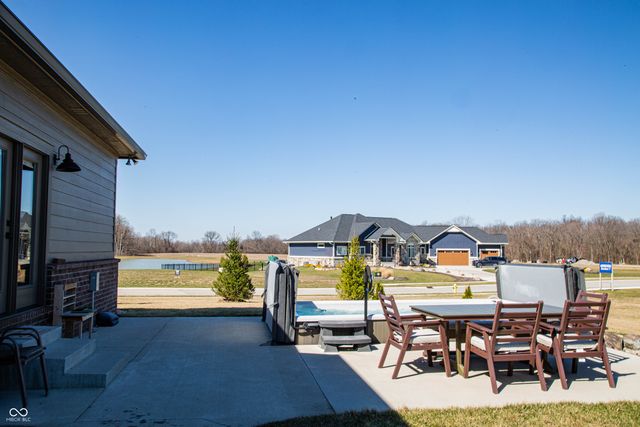 4264 Chapel Hill Court, Bargersville, IN 46106