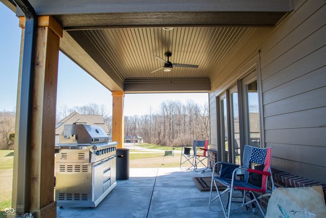 4264 Chapel Hill Court, Bargersville, IN 46106