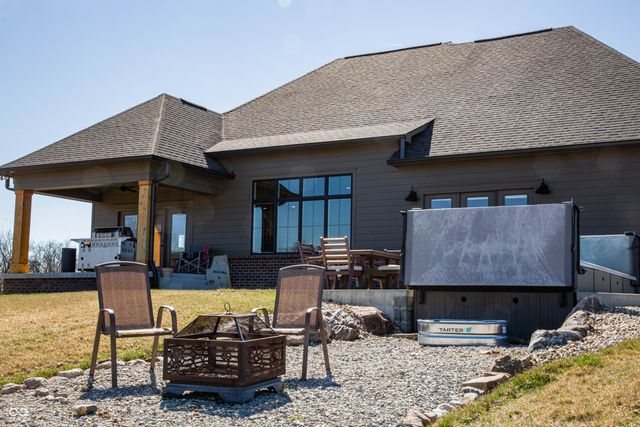 4264 Chapel Hill Court, Bargersville, IN 46106