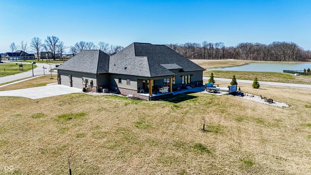 4264 Chapel Hill Court, Bargersville, IN 46106
