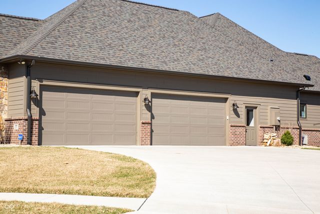 4264 Chapel Hill Court, Bargersville, IN 46106