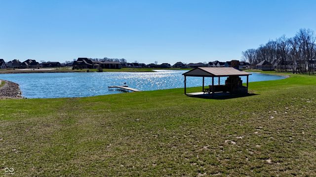 4264 Chapel Hill Court, Bargersville, IN 46106