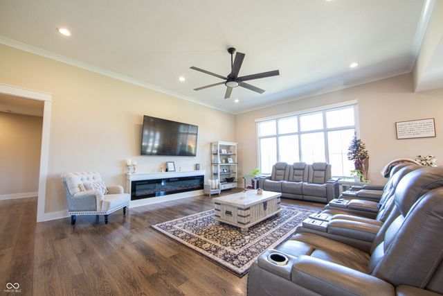 4264 Chapel Hill Court, Bargersville, IN 46106