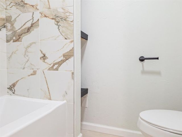 745 Wood Hollow Lane, Moore, OK 73160