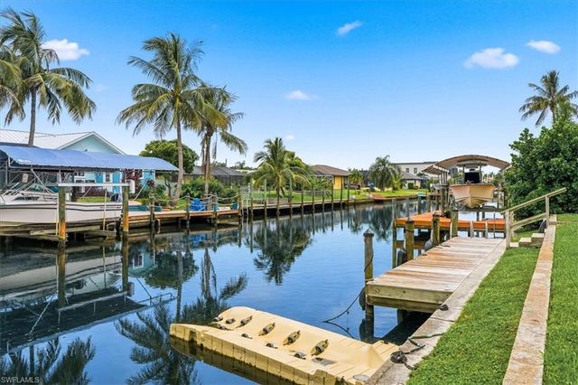 4805 Sorrento CT 106, Cape Coral, FL 33904