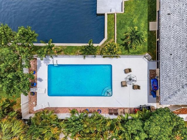 4805 Sorrento CT 106, Cape Coral, FL 33904