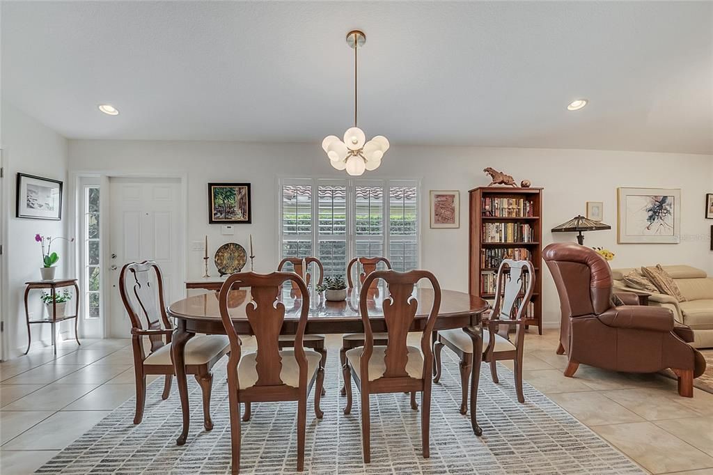 Image 10 of property listing at 11959 FIORE DRIVE, Orlando, FL 32827