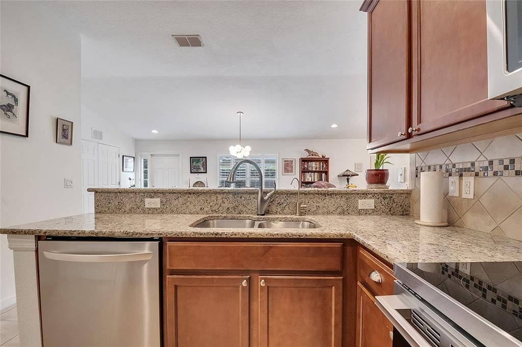 Image 14 of property listing at 11959 FIORE DRIVE, Orlando, FL 32827