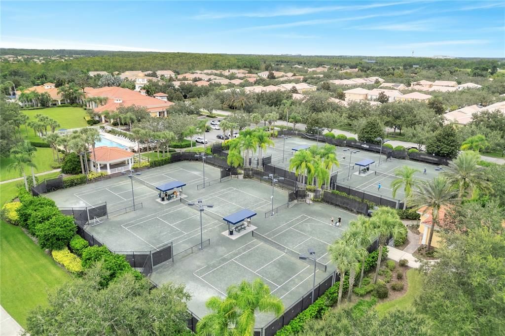 Image 32 of property listing at 11959 FIORE DRIVE, Orlando, FL 32827