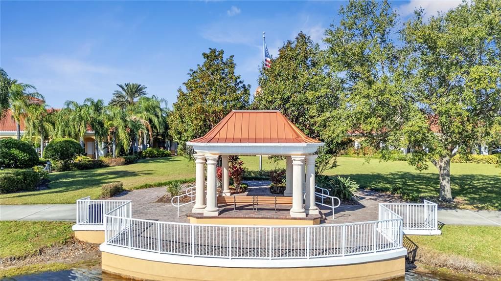 Image 40 of property listing at 11959 FIORE DRIVE, Orlando, FL 32827