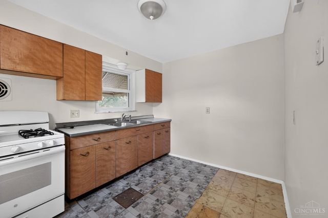 6633 Daly Road, Cincinnati, OH 45224