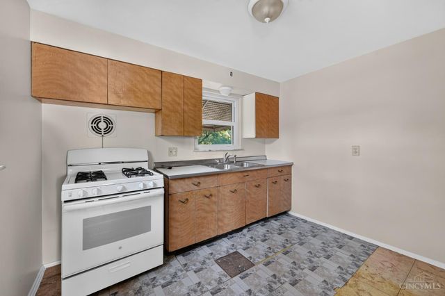 6633 Daly Road, Cincinnati, OH 45224