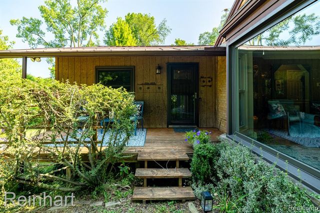 16460 Franklin Road, Northville, MI 48168