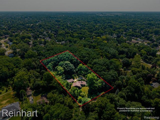 16460 Franklin Road, Northville, MI 48168