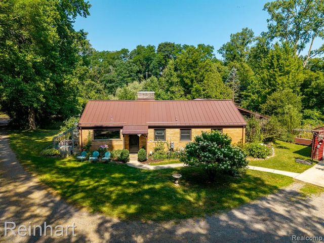 16460 Franklin Road, Northville, MI 48168
