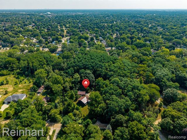 16460 Franklin Road, Northville, MI 48168